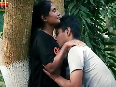 Hookup In The Park 11 Min