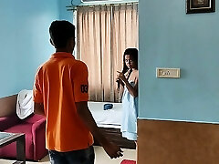 A desi model seduce a motel boy and made a happy completing in a hotel room. So warm