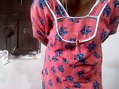 Tamil wife undresses Tamil wife undresses