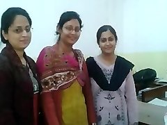 Soumita and her desi friend love your ginormous fuckpole
