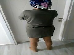 Ex-model step-mother still very sexy Ex-model step-mother still very sexy