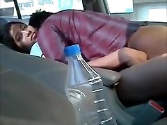 Hot NorthIndian Aunty porking her Boyfriend in a Car while going TOUR