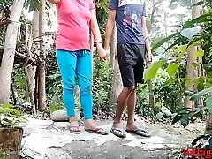 Village Girlfriend Sex With Her Bf in Crimson T-shart in Outdoor ( Official Video By Villagesex91)
