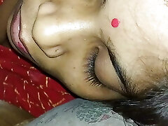 Porno Hindi sex hot video new poja rani ke muho me dala land