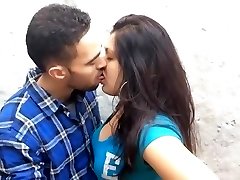boyfriend kiss and pressing melon 1