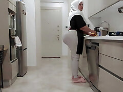 my ample ass stepmom wanted to lick my dick.