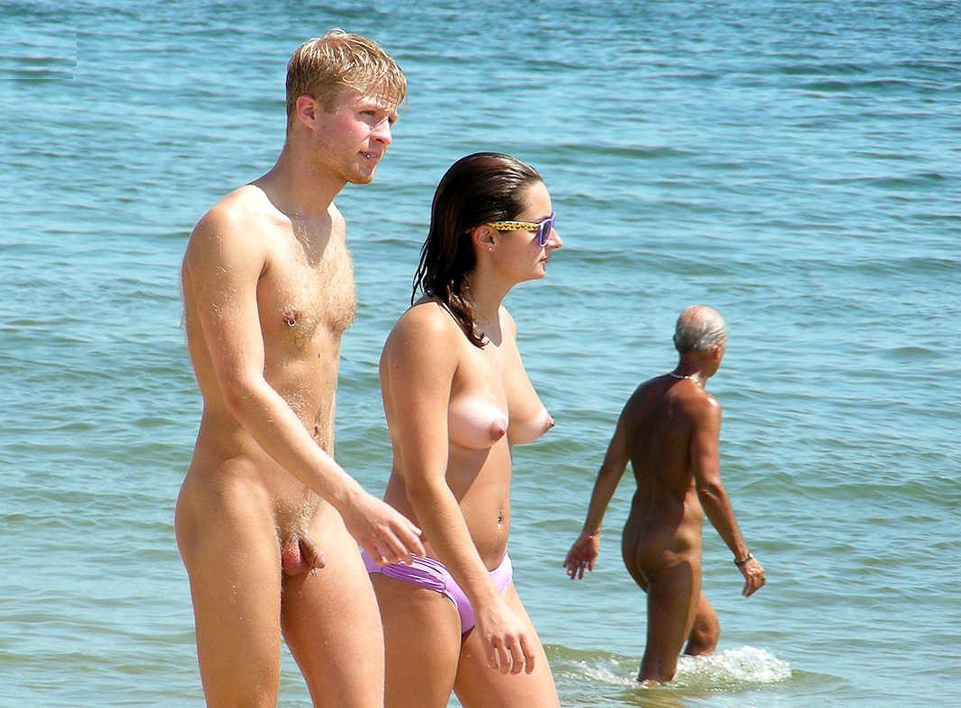 Beach girls and men, they a fully nude image