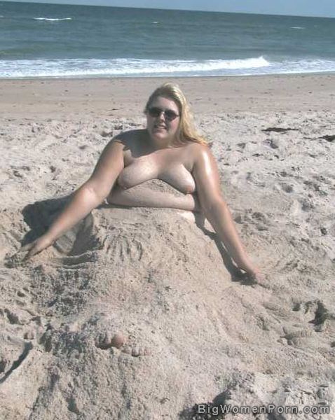 Amateur nude beach BBW girl with big soft belly