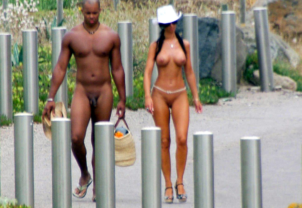 Free Gallery Nudist Couple - Exclusive pictures, nude men, girls, couples