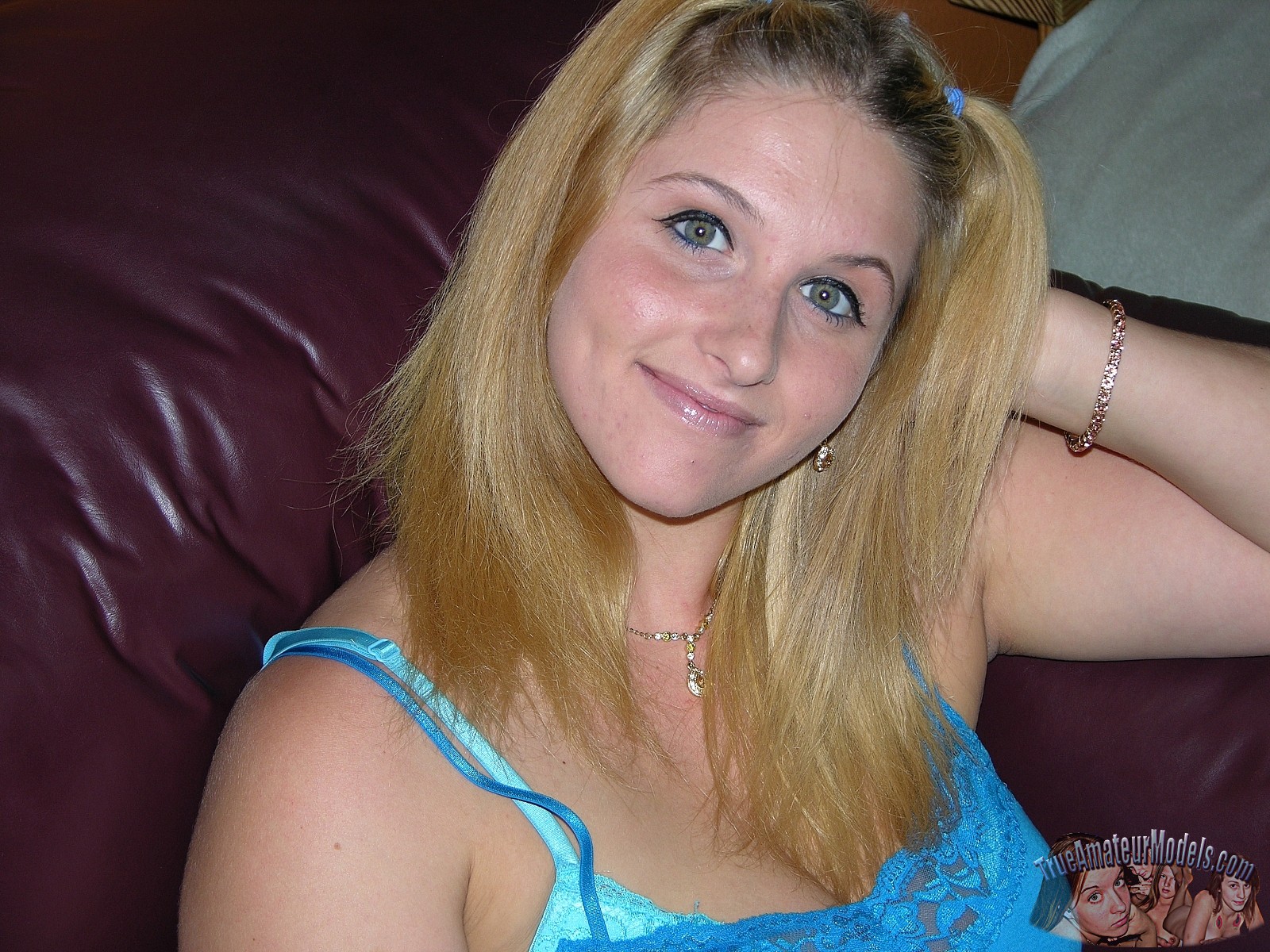 Big Breasted Blonde Amateur Girl