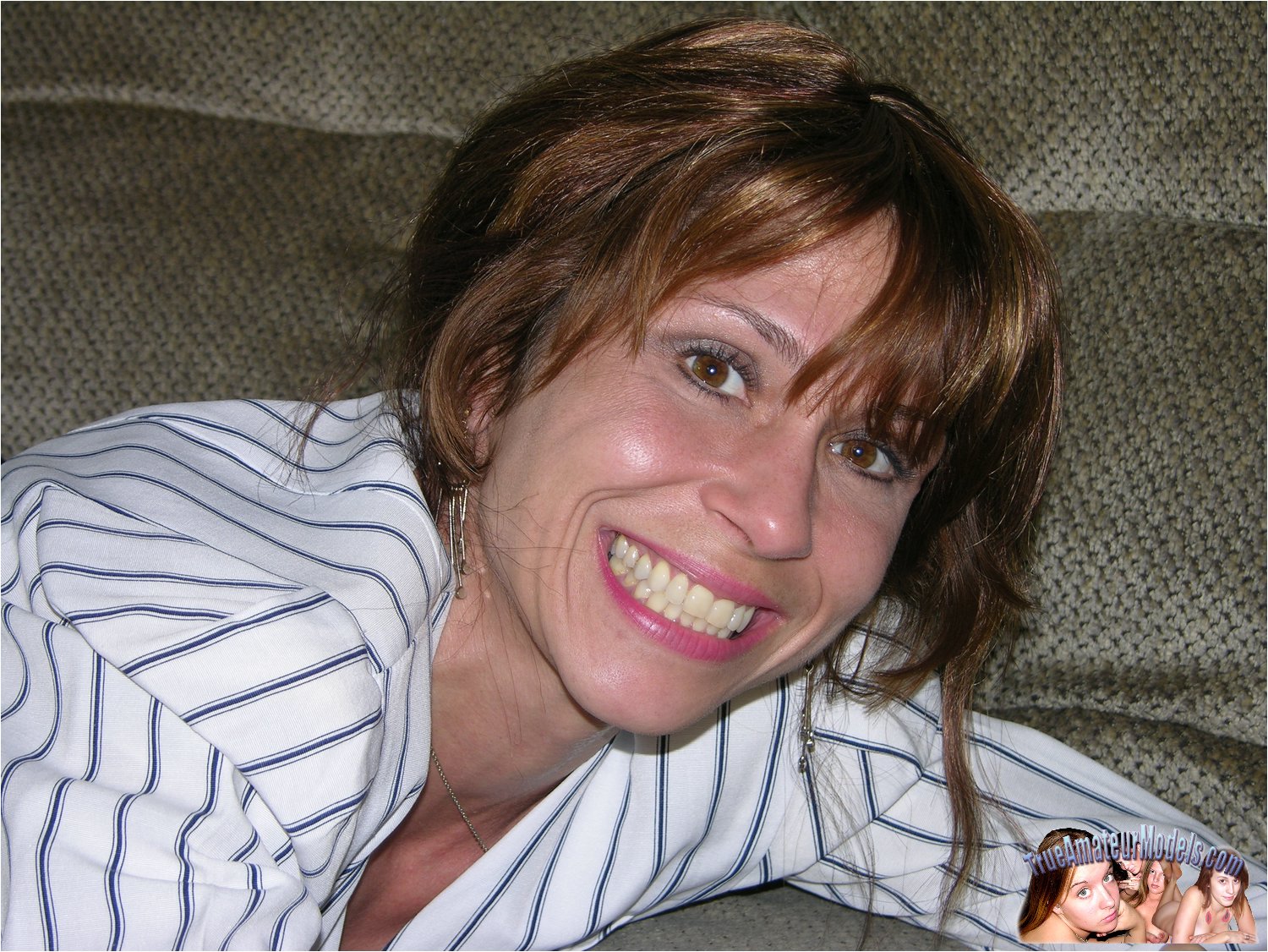 39 Year Old Mature Woman Getting Her Ass Covered With Hot