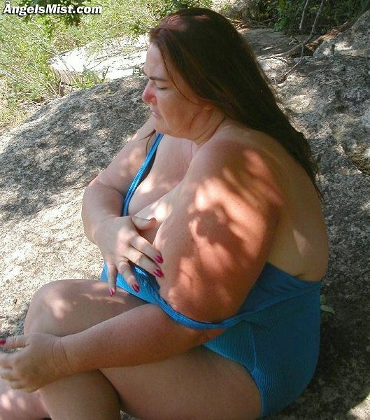 Nudist Bbw Outdoors - Mature BBW with huge boobs nude outdoors