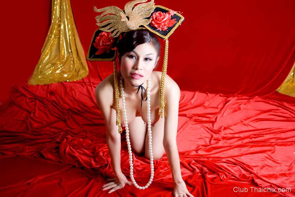 Asian girl pearl necklace-nude pics