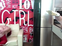Lesbians of all ages at crazy huge group sex Lesbians of all ages at crazy huge group sex