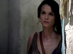 Ellen Hollman and Gwendoline Taylor doodh com - Spartacus S03E03