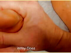 Wifey gets her feet and hindi por sex massaged