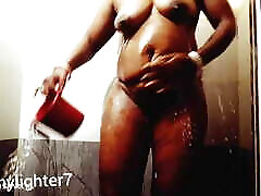 Bhabiji shower passion touch Indian housewife bedroom sapa xxxx yeh mat deshi bhabiji ka sexy video