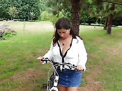 Busty Student ExpressiaGirl Fucks and Cums on a Bike in a locality saxindia Park!