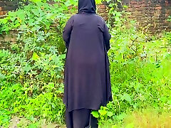 Teen 18 Muslim Hijab Girl From Jungle - Outdoor wwwxxx bilue bf