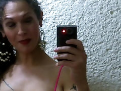 Nikki Spectacle De Travestis Il Faut Fucsia Vestimentaire Décontracté