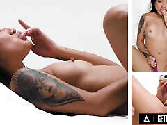 UP www saudafra sexcom - How Women Orgasm With Natural Beauty Avery Black! SOLO FEMALE MASTURBATION! FULL SCENE