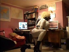 Roxna White srilanlan fuce Babe X Roxna White srilanlan fuce Babe X