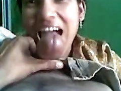 Desi girl eating big pee vidos cock