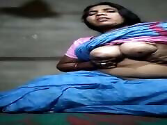 Desi Village girl hot video full open