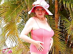 The Pink Pantheress:Cougar Granny Maria&039;s Flirty Fun in the Sun and Show Her Private parts