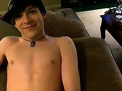 Twink gay bdsm video and string young twinks dancing porn