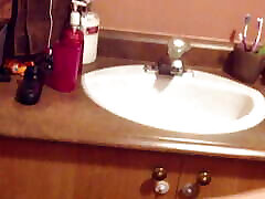 Amateur small boy and chubby mom doing a Little quicky in the bathroom Amateur small boy and chubby mom doing a Little quicky in the bathroom