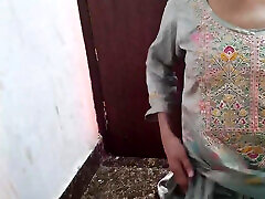 Abbu jaan muze mat chodye bahut dard ho rha hai