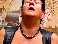 Short hair curvy gilf with many tattoos and piercings enjoys in younger stud Short hair curvy gilf with many tattoos and piercings enjoys in younger stud