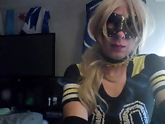 VikkiCD16 Dancing & Sissygasm View 1 VikkiCD16 Dancing & Sissygasm View 1