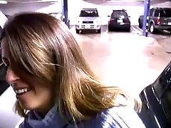 Blowjob at the Parkinglot - Amateur Porn Blowjob at the Parkinglot - Amateur Porn