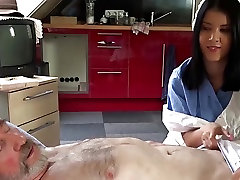 Teen nurse Lady Dee fuck boomika analcom for sick old patient