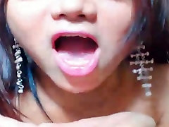 Wild Shemale Gives Herself a xxxwww com and Blowjob