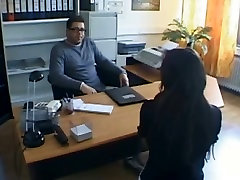 Bootylicious and busty lng tuyn secretary gets fucked in the interview