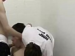Young Euro twinks get group oral sex Young Euro twinks get group oral sex