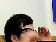 Teen twinks make out before sucking cock Teen twinks make out before sucking cock