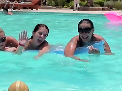 Aprilia & Lexxis & Zuzka in lesbians having leg shoks in the vacation porn video