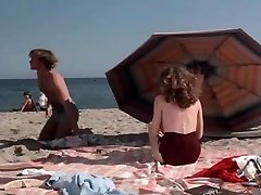 Tara Strohmeier,Susan Player,Kim Lankford in Malibu tube videos moulding 1978