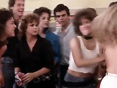 Suzee Slater,Various Actresses,Linnea Quigley,Rebecca Perle,Linda Blair in Savage Streets 1984