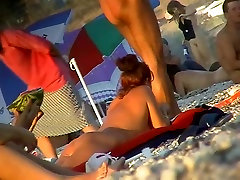 Plaża dla nudystów podglądaczem zdjęć z сексапильными piękności