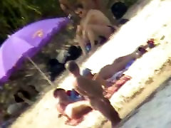 Sexy amateur hidden beach cam video