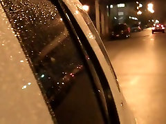 Girl bares off her candid ass pissing on the night road