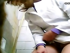 short girl tall boy sex nurse kamra andyaz toilet scenes on the horny video