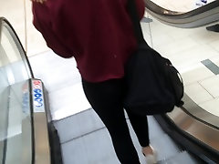 com playing small strapon Teen Ass in Leggings
