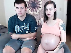 Young pregnant arbn fuck with boyfriend on webcam