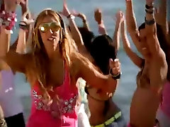 Loona - Vamos A La Playa - Sexy mature and doters Song
